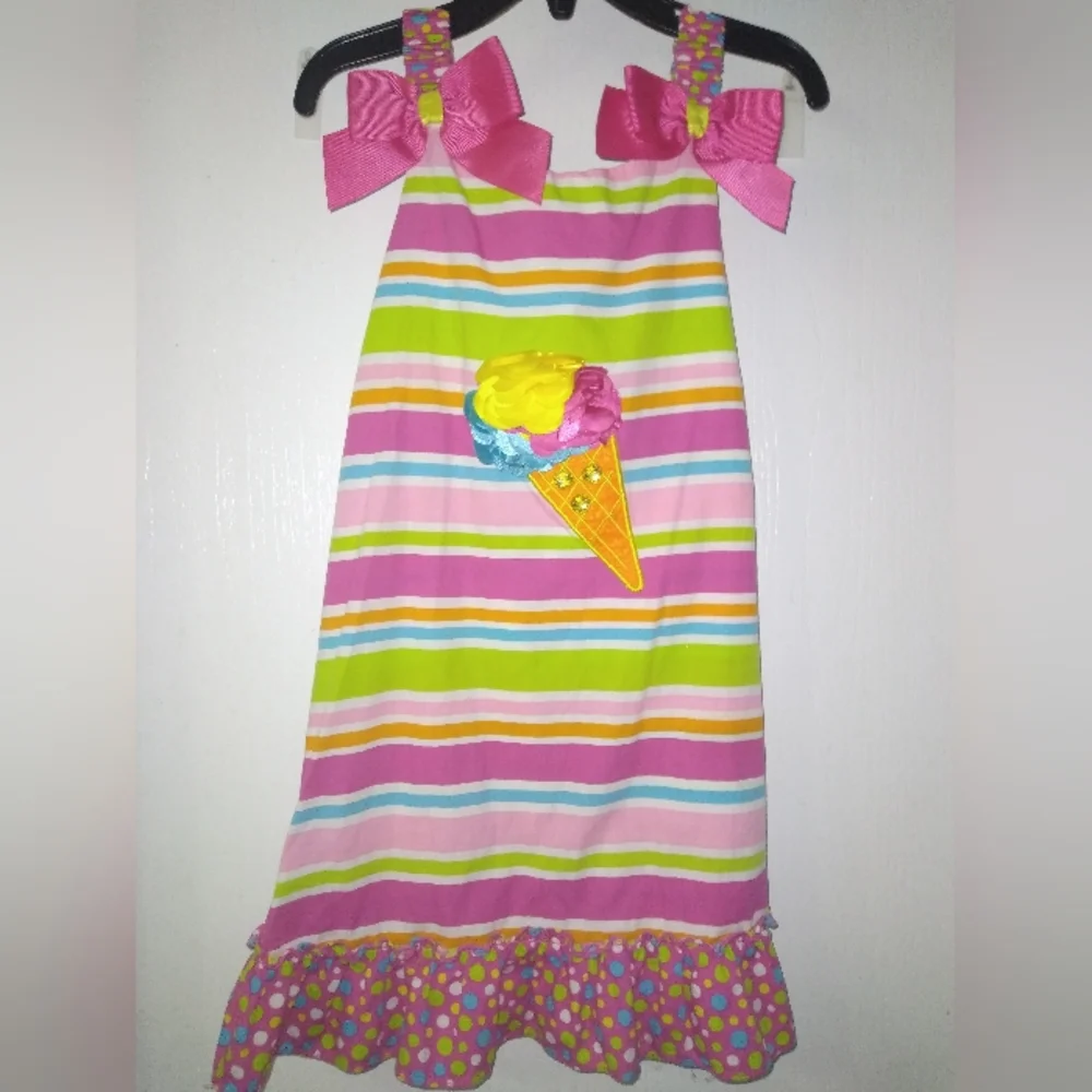 Sundress - Picture 1 of 4